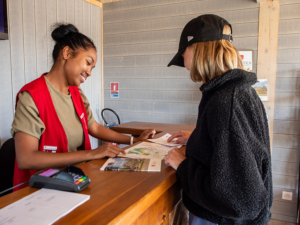 Camping Castel Camping Les Bois du Bardelet GIEN Centro 13