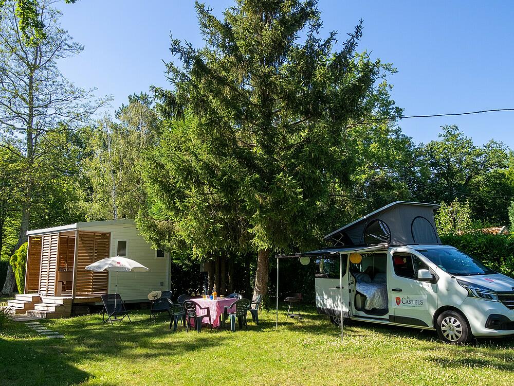 Camping Castel Camping Les Bois du Bardelet GIEN Centro 1