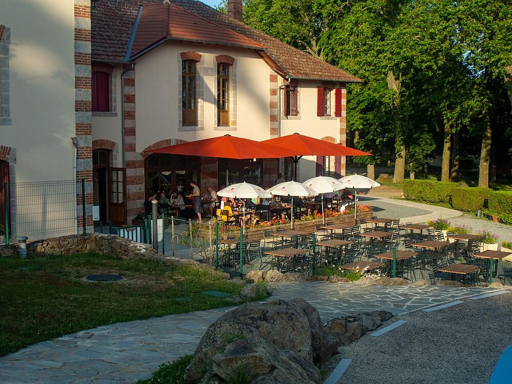 Camping Castel Camping Château de Poinsouze BOUSSAC - BOURG Nueva Aquitania 19