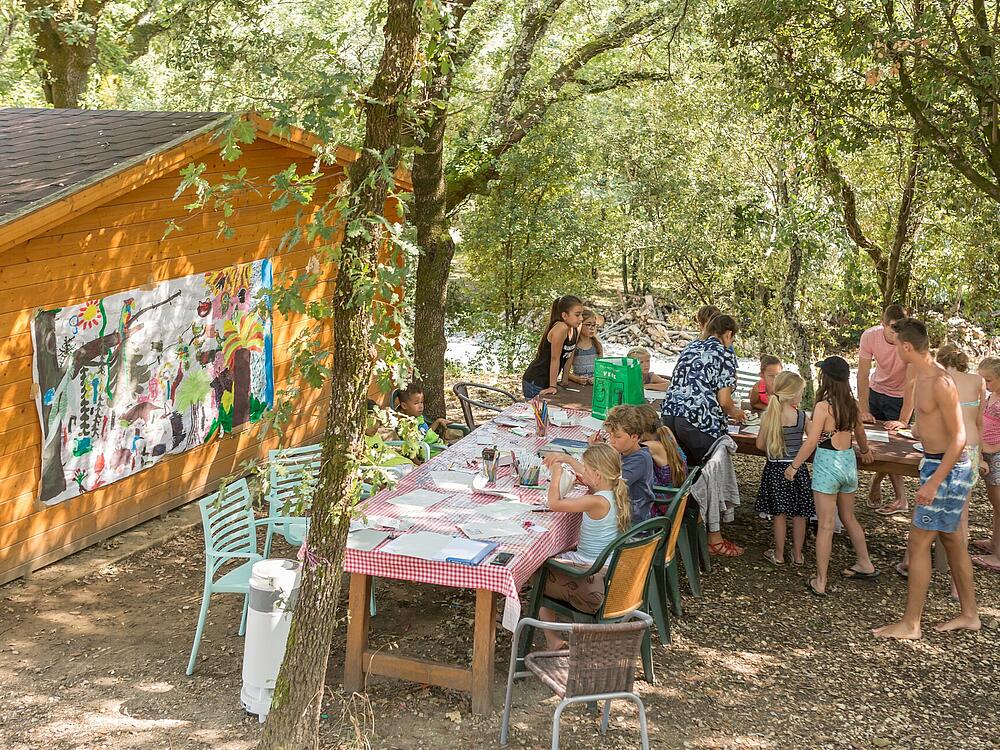 Camping Castel Domaine de Sévenier & Spa LAGORCE Auvergne-Rhône-Alpes 12