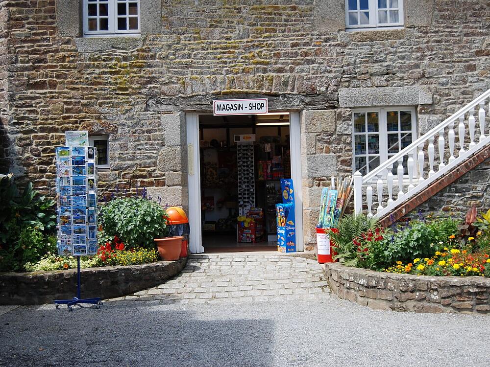 Camping Castel Camping Château de Lez-Eaux Saint Pair sur mer Normandía 20