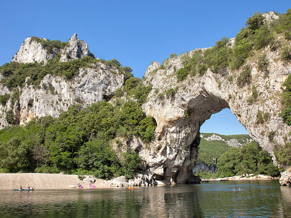 Camping Castel Domaine de Sévenier & Spa LAGORCE Auvergne-Rhône-Alpes 21
